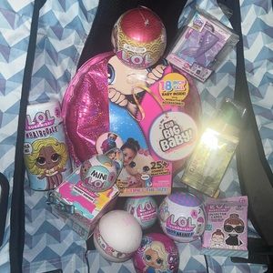 Lol surprise bundle